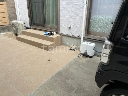 お庭 床タイル貼り LIXIL グレイスランド