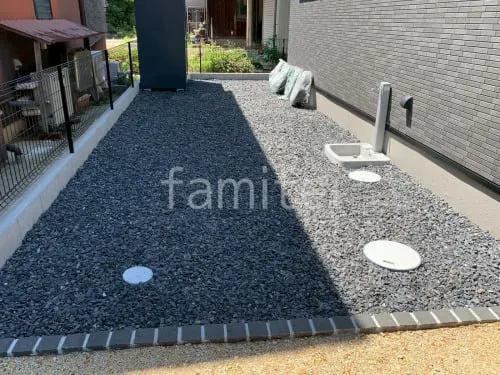 犬走り 防犯砂利敷き バラス砕石 防草シート加工