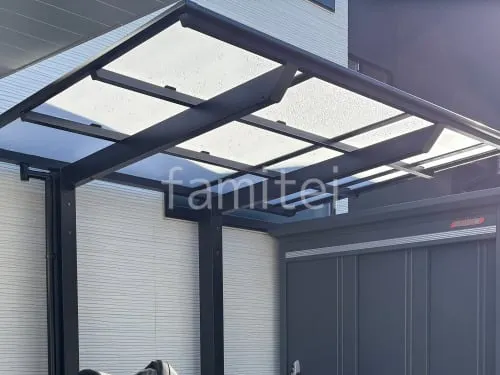 本体色 ブラック 屋根色 クリアマット