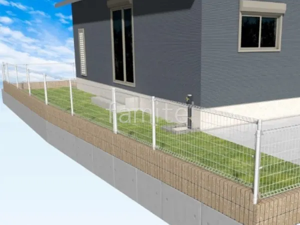 人工芝　タイルステップ　立水栓