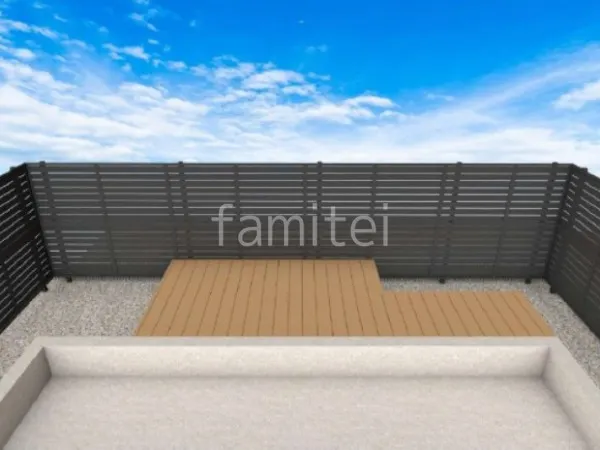 ウッドデッキ　多段目隠しフェンス