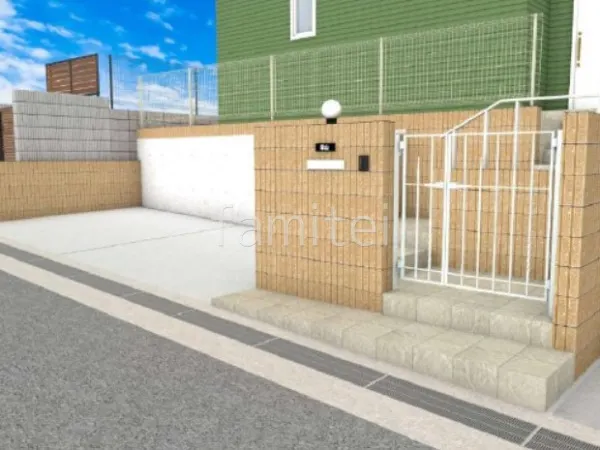 化粧ブロック門柱　階段タイル貼り　親子開き門扉