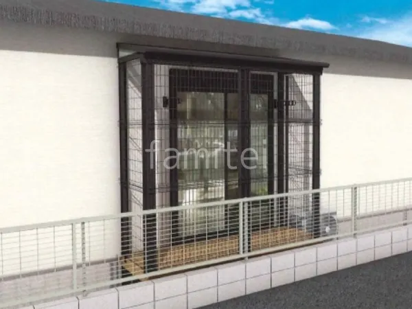 1階用テラス屋根　メッシュフェンス囲い　ウッドデッキ