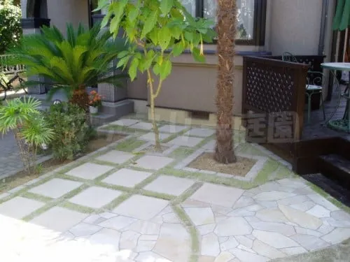 自然石乱系貼り