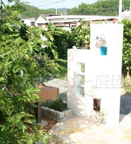 ガラスブロック門柱