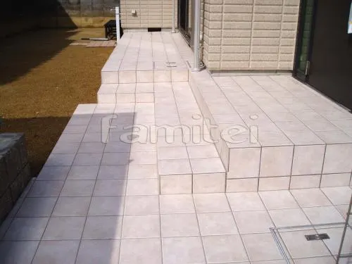 リフォーム工事　タイルデッキ