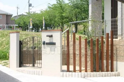 南欧風門柱×角柱