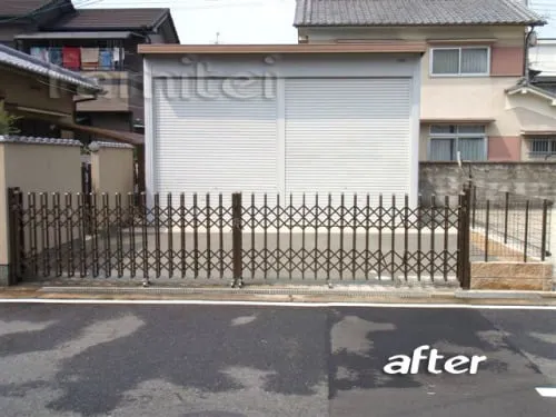 営繕工事　境界フェンス　伸縮門扉