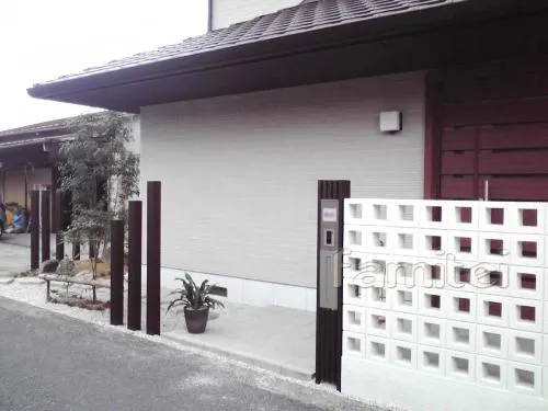 機能門柱　アクセントブロック塀