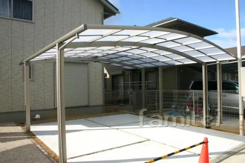 車庫屋根　2台分