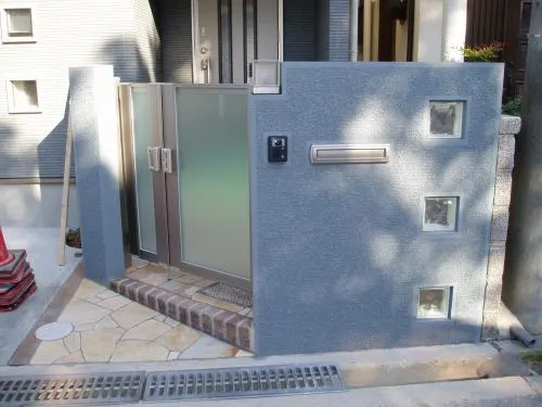 ガラスブロック　ベルアート吹き付け