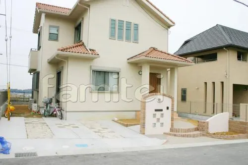 駐車場床　土間コンクリート仕上げ