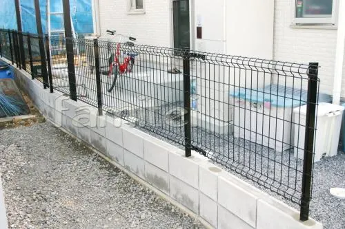 メッシュフェンス境界塀