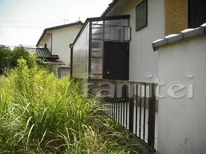 テラス囲い:新日軽　ストックヤード