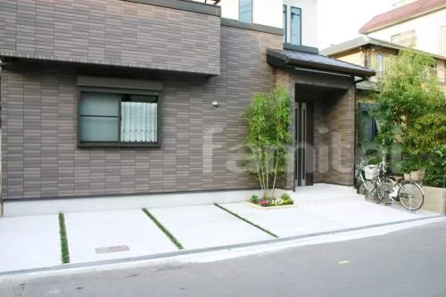 コンクリートガレージ