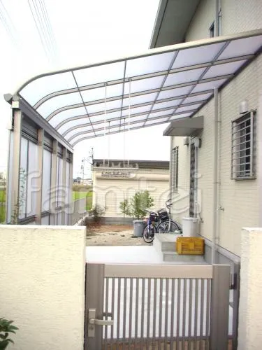 TOEX　サンクテラス屋根(スピーネ)1F・目かくしパネル 土間