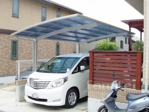 カーポート　YKKレイナポート1台