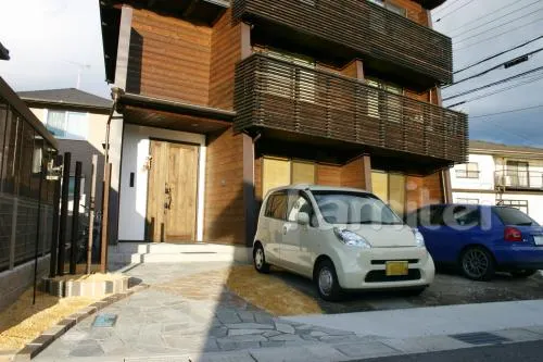 角柱:エバーアートウッド(タカショー)