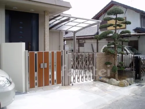 外構リフォーム後　自転車置き場屋根】(TOEX)メジャーポートミニ