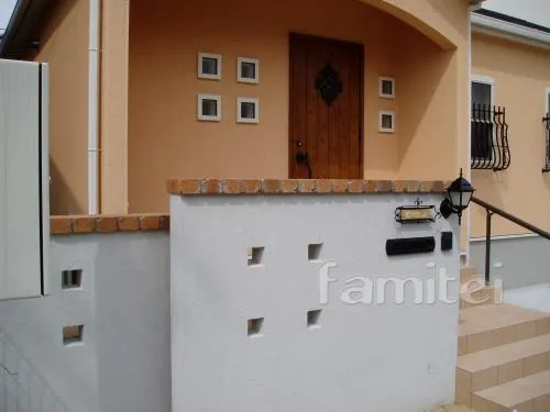 笠木レンガ門柱