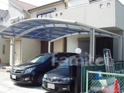 カーポート　YKK　レイナポート2台