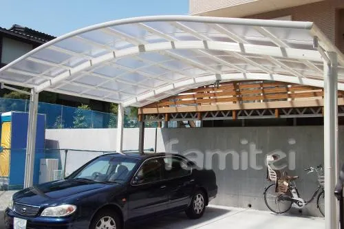 カーポート　YKKレイナポート2台