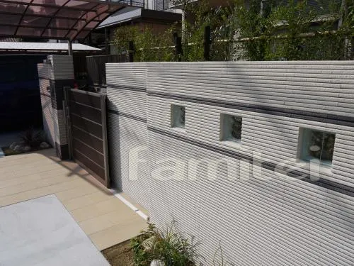 ガラスブロック塀