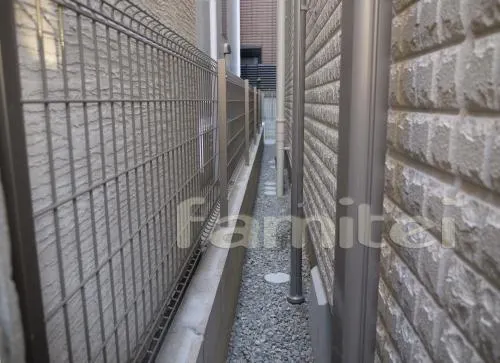 TOEXハイグリッドフェンスN8　防犯砂利