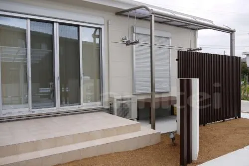 タイルデッキ　INAXバレンシアコート