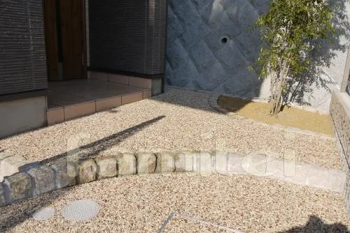 アプローチ 床 洗い出し