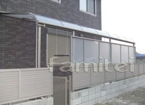 TOEXサンクテラス2(スピーネ)R型 目隠しサイドパネル