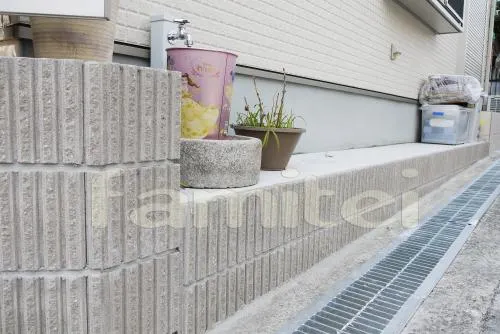 化粧ブロック ユニソン シャモティ