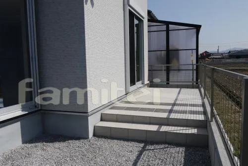 タイルデッキ　INAXマルモアート