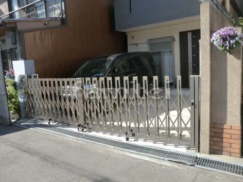 伸縮門扉ゲート　LIXIL TOEX アルシャインM型Aタイプ