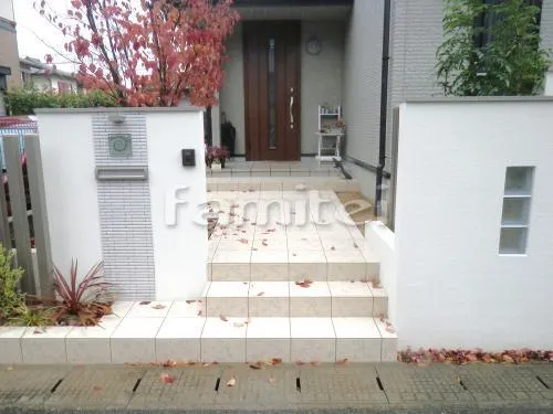 玄関アプローチ階段 床タイル貼り アイコットリョーワ マディソン300角