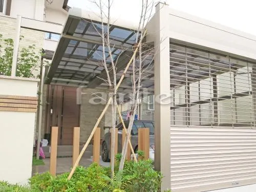 駐車場屋根 三協アルミ Uスタイル 吊下げタイプ 横2台用(ワイド ツイン) F型フラット屋根