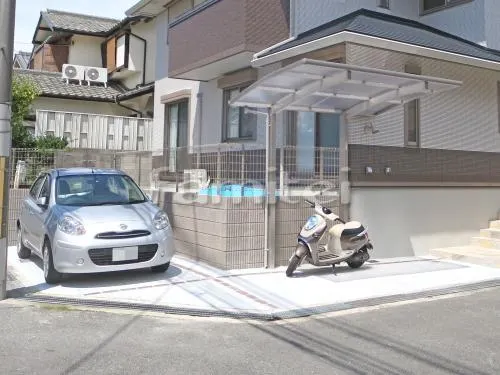 ガレージまわり 駐輪場屋根 土間コンクリート