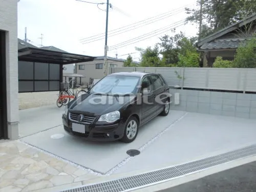 駐車場ガレージ床 土間コンクリート 化粧砂利目地 溝蓋(みぞふた) グレーチング