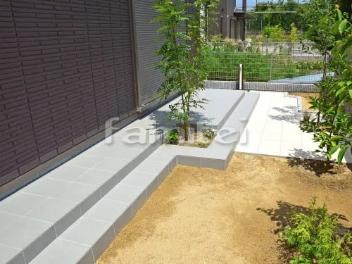 タイルデッキ LIXILリクシル ライムアレーナ300角 LN-13 LN-12