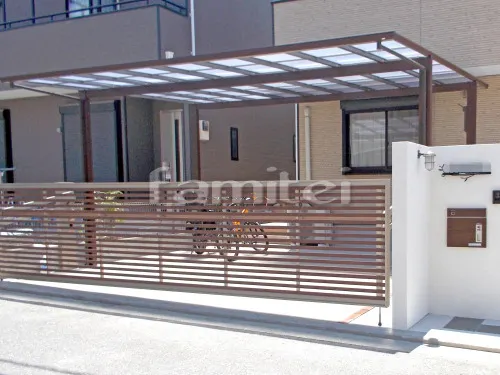 フル木製調カーポート TAKASHOタカショー アートポート 横2台用(ワイド ツイン) F型フラット屋根 電動跳ね上げ式門扉 LIXILリクシル ワイドオーバードアS3型 横2台用 アップゲート