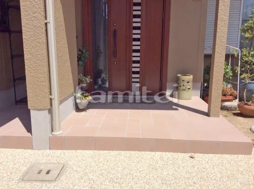 玄関ポーチ 床タイル貼り