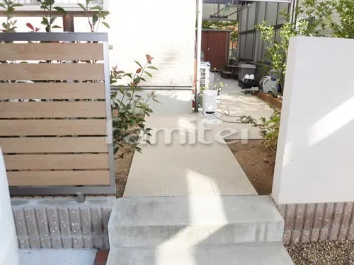 裏口アプローチ 床タイル貼り LIXILリクシル グレイスランド300角 GRL-2