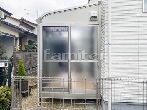 ガーデンルーム YKKAP 目隠し ソラリア サンルーム R型アール屋根 物干し 網戸(正面 両側面)