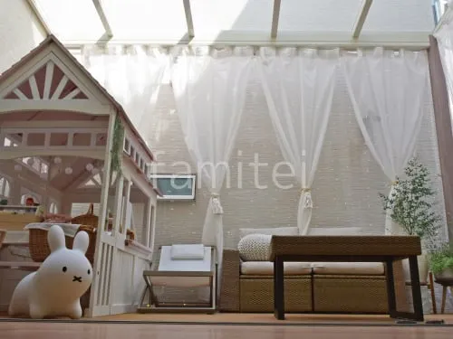 ガーデンルーム内部