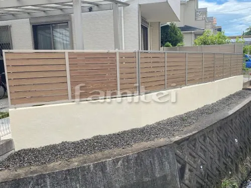 木製調 目隠しフェンス塀 LIXILリクシル フェンスAB YS3型 塗り壁 エスケー化研 ベルアート塗装 塗装 トラバーチン仕上げ