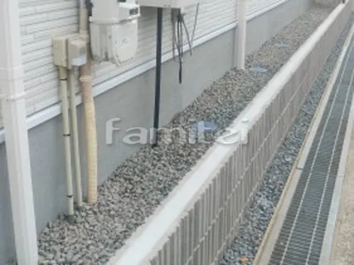 犬走り 防犯砂利敷き バラス砕石 防草シート加工