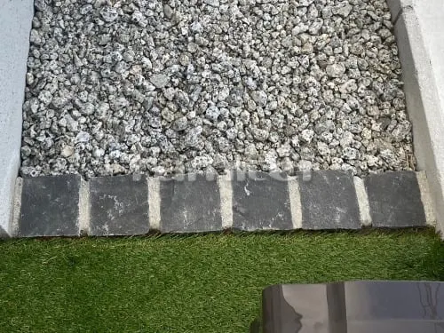 見切り材 ピンコロ石