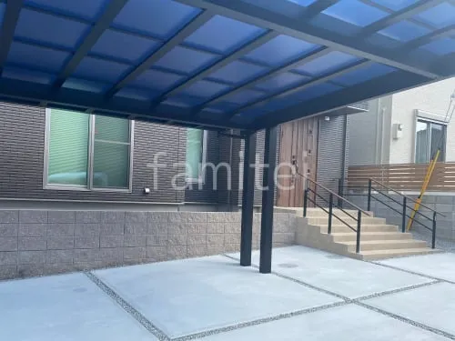 本体色 カームブラック 屋根材 熱線遮断ポリカーボネート ブルースモーク