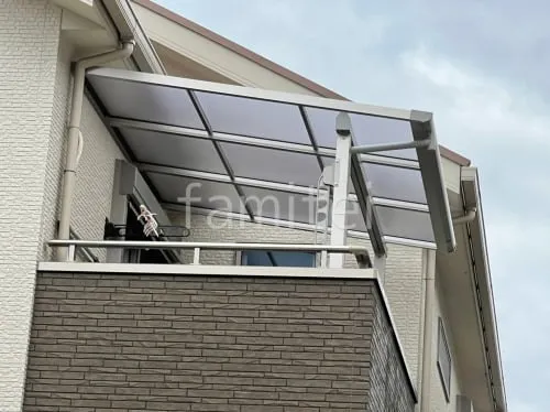 ２階ベランダ屋根  YKKAP ソラリアF フラット屋根 スタンダード 壁付