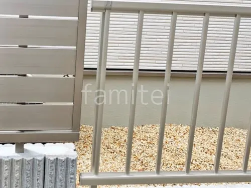 アルミ形材 フェンス YKKAP シンプレオT2型 縦格子16本 